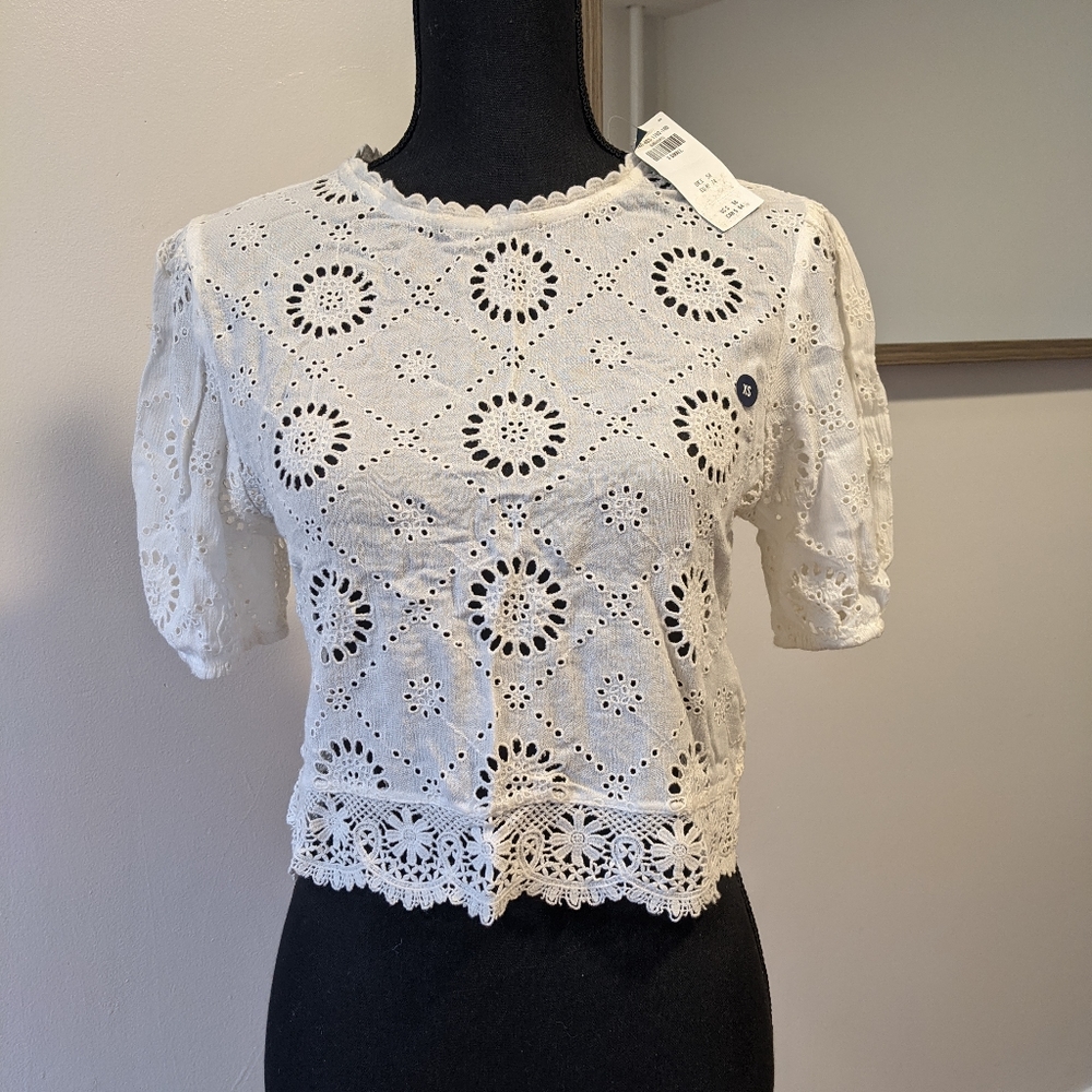 Abercrombie Eyelet top